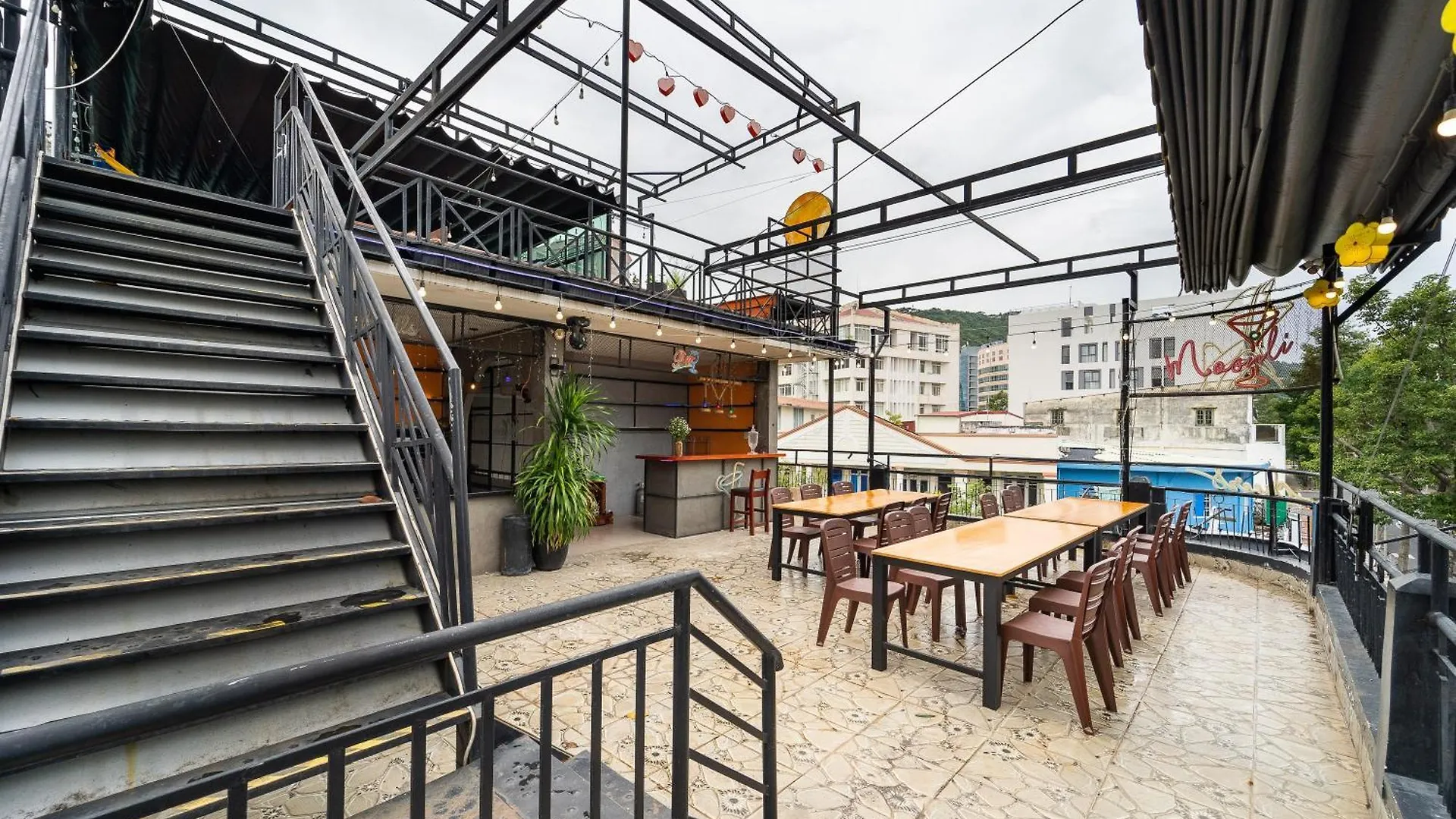 Moonlight Homestay Vung Tau - Rooftop - Near The Beach Vietnam